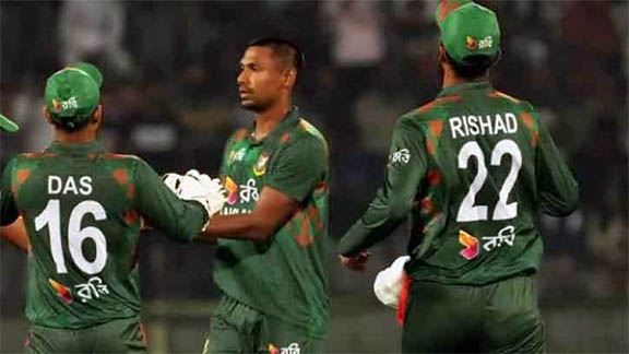পাকিস্তান সফর : সরকারের ছাড়পত্রের অপেক্ষায় বিসিবি