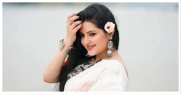 কোনো কালেই কথা বলতে পারবা না মনু