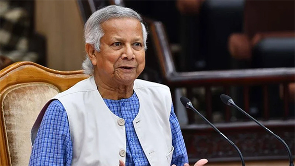 দেশের আইনশৃঙ্খলা নিয়ে উচ্চপর্যায়ের বৈঠক প্রধান উপদেষ্টার