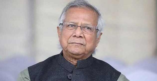 অন্তর্বর্তী সরকারের ওপর চাপ বাড়ার সঙ্গে বাংলাদেশে ছড়িয়ে পড়েছে বিক্ষোভ