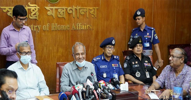উপদেষ্টা আসিফ মাহমুদের অস্ত্রের লাইসেন্স নিয়ে যা বললেন স্বরাষ্ট্র উপদেষ্টা