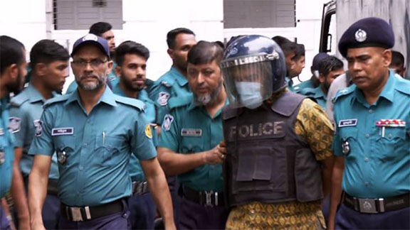 সাবেক ৯ মন্ত্রীসহ ৩৯ জনকে ট্রাইব্যুনালে হাজির