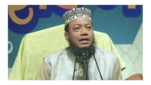 ‘বিস্ফোরক’ মন্তব্যের পর ক্ষমা চাইলেন মুফতি আমির হামজা