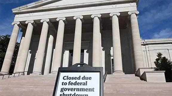 কী ঘটতে যাচ্ছে আমেরিকায়