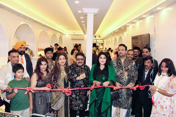 জ্যামাইকায় প্রেম’স কালেকশনস ও বিউটি সেলুনের উদ্বোধন