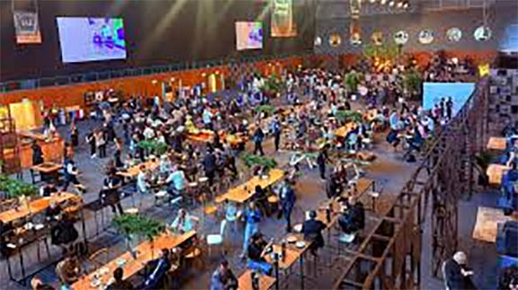 লিসবনে প্রযুক্তি সম্মেলন ‘ওয়েব সামিট’ শুরু