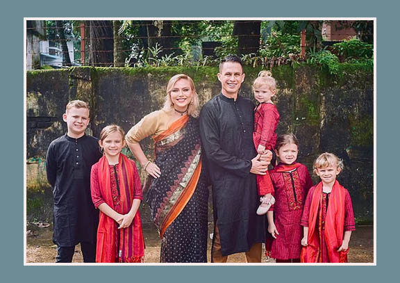 যেভাবে বাংলাদেশের প্রেমে পড়ল মার্কিন এক পরিবার