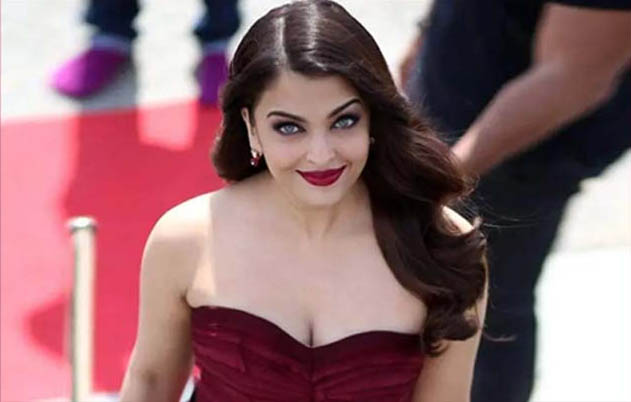 যা রটবে তা সব সময় বিশ্বাস করবেন না : আরাধ্যাকে নিয়ে ঐশ্বরিয়া