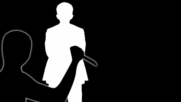 ম্যানহাটনে ছুরিকাঘাতে সাবওয়ে স্টেশনের যাত্রী গুরুতর আহত