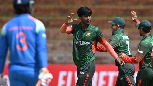 ভারতকে ধসিয়ে দিল বাংলাদেশ