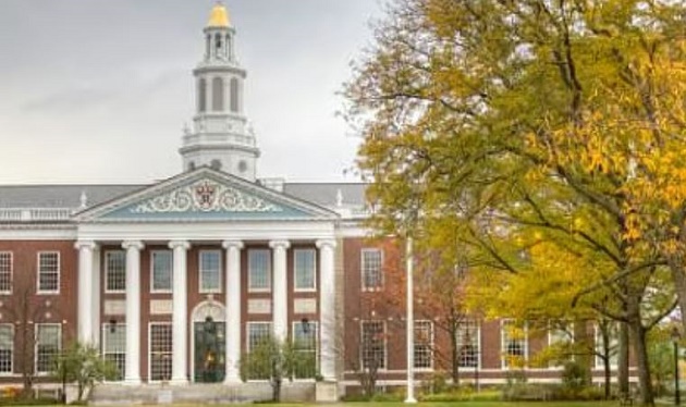 হার্ভার্ডের বিরুদ্ধে ১ বিলিয়ন ডলারের বিশাল ক্ষতিপূরণ মামলা করবেন ট্রাম্প