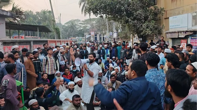 বাউফলে বিএনপি-জামায়াত সংঘর্ষ, আহত অন্তত ৪০