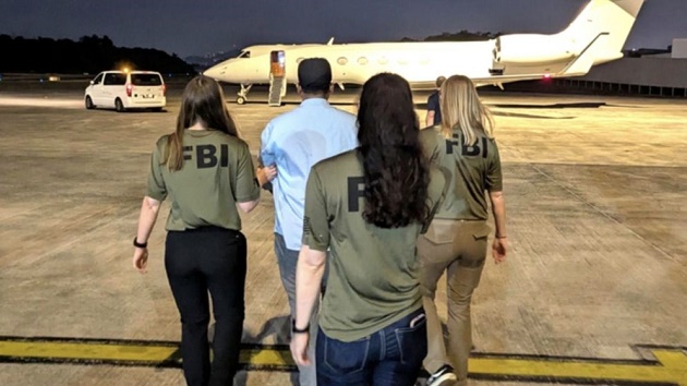 মালয়েশিয়ায় গ্রেফতার বাংলাদেশিকে যুক্তরাষ্ট্রে নিয়ে গেল এফবিআই