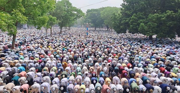 ঐতিহাসিক শোলাকিয়া ঈদগাহ ঈদুল ফিতরের জামাতের জন্য প্রস্তুত
