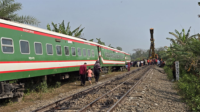 ২১ ঘণ্টা পর উত্তরাঞ্চলের সঙ্গে সারাদেশের ট্রেন চলাচল স্বাভাবিক