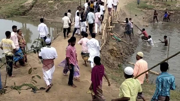 হাওড়ে বাঁধ কাটা নিয়ে দুপক্ষের সংঘর্ষ, আহত ১২