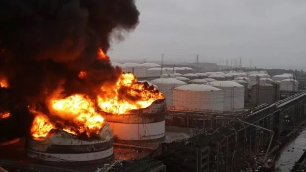 ইরানের বৃহত্তম পেট্রোকেমিক্যাল কেন্দ্রে ইসরাইলের ভয়াবহ হামলা