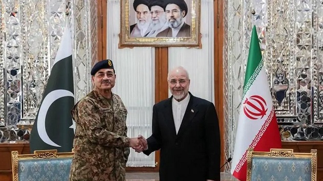 ইরানি স্পিকারের সঙ্গে বৈঠক করলেন পাকিস্তানের সেনাপ্রধান