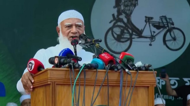 বিড়ালের মতো বাঁচতে চাই না হাজার বছর সিংহের মতো বাঁচতে চাই