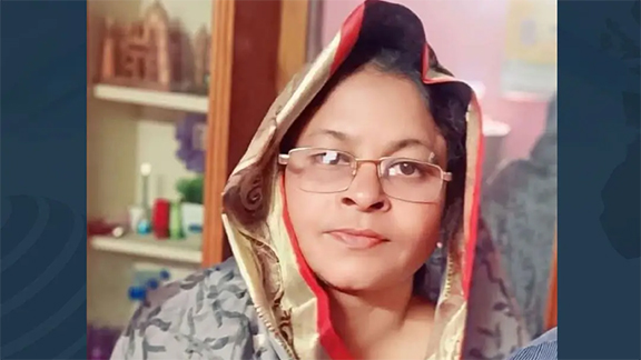 ছাত্রীর বাড়িতে গৃহশিক্ষিকার বস্তাবন্দি লাশ