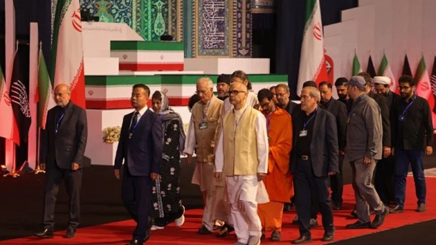 খামেনির জানাজায় অংশ নিতে তেহরানে বিশ্বনেতাদের ঢল