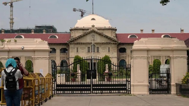 ভারতে প্রশ্নফাঁস রোধে কঠোর বার্তা সর্বোচ্চ আদালতের