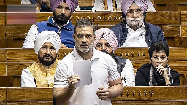 টানা পঞ্চম দিনও অচল লোকসভা, বক্তব্যের সুযোগ পেলেন না রাহুল