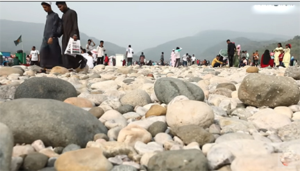 সিলেটের ভোলাগঞ্জের সাদাপাথর রহস্য