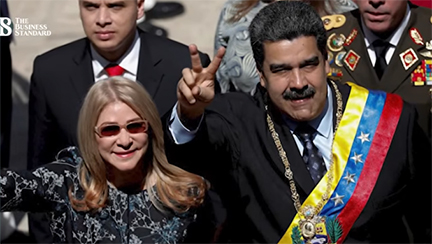 যেভাবে তুলে নেওয়া হল মাদুরোকে